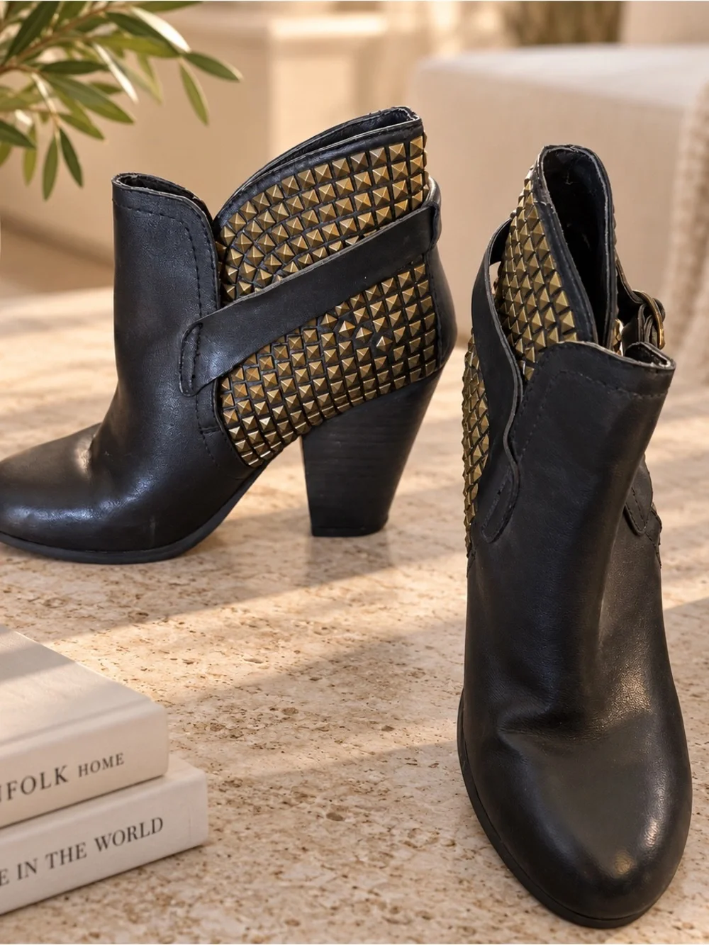 Steve Madden sleek black
